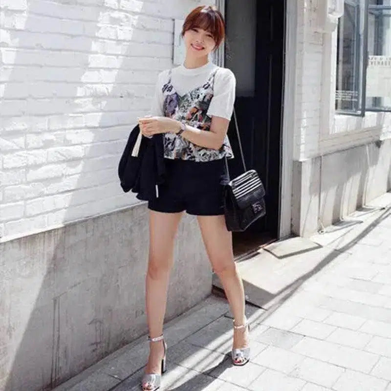 Black Denim Shorts For Women Celebrity Same Style-4