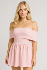 Gaun Liburan Pantai Gaya Eropa dan Amerika Rajutan